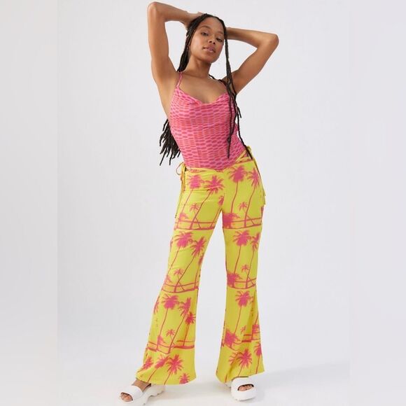 NWT Sz 2 Urban Outfitters Comfy Flare Pants NWT - Picture 2 of 8